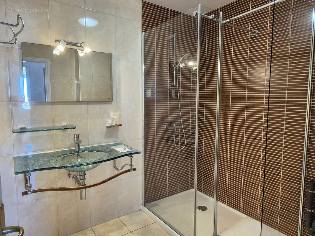 LA CHAUME - Rare Appart T3 - Vue exceptionnelle + Cave & Parking - photo 6