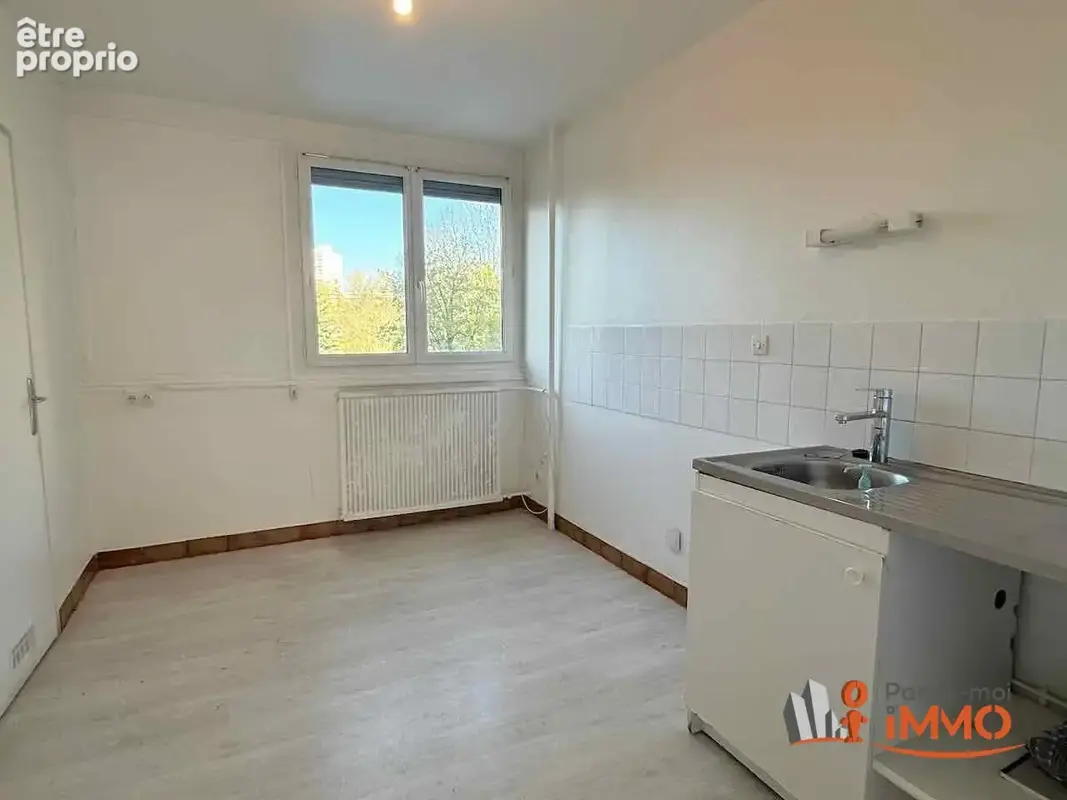 Appartement 4 pièces 81 m² à vendre à Saint-Etienne (42100) - photo 3