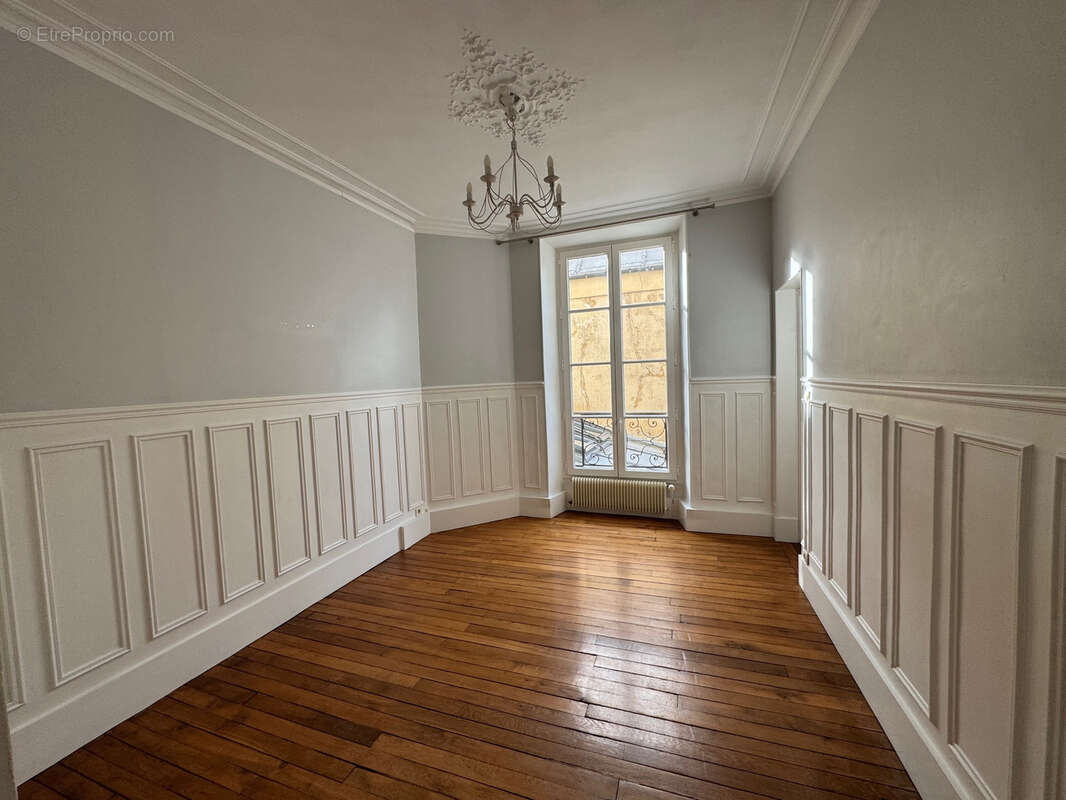 Appartement à VERSAILLES