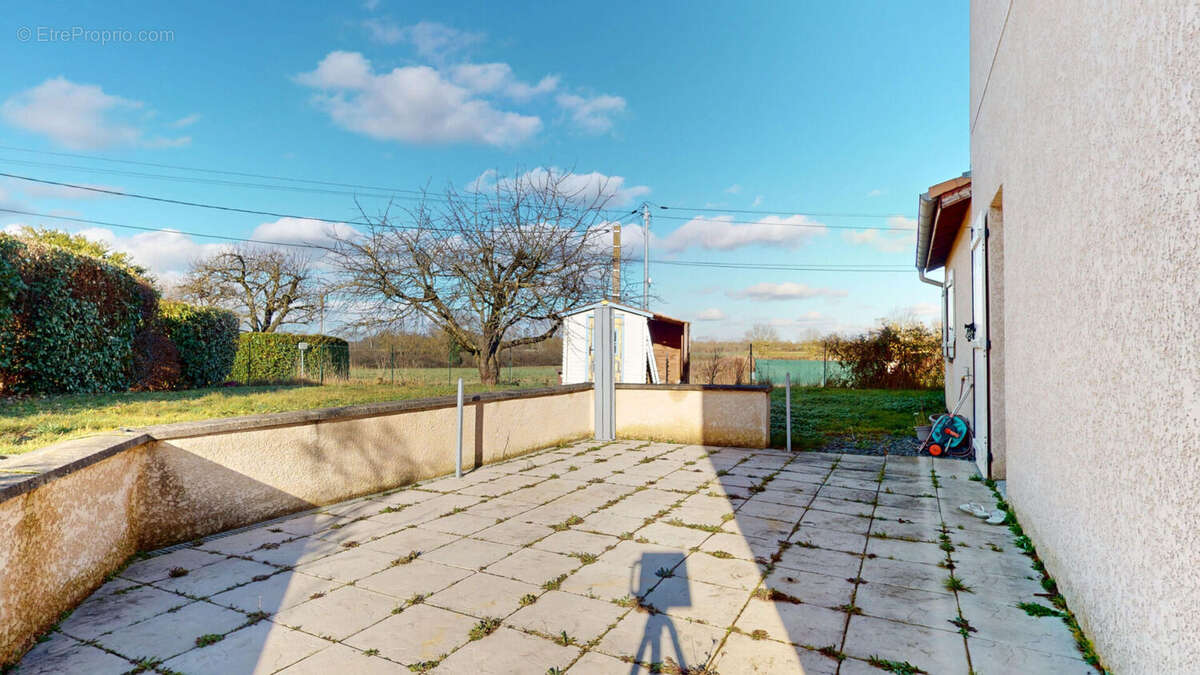 Maison à BELLEVILLE