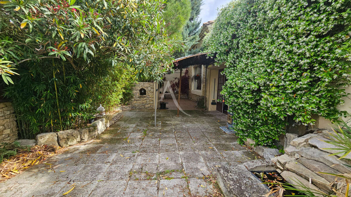 Maison à NAGES-ET-SOLORGUES