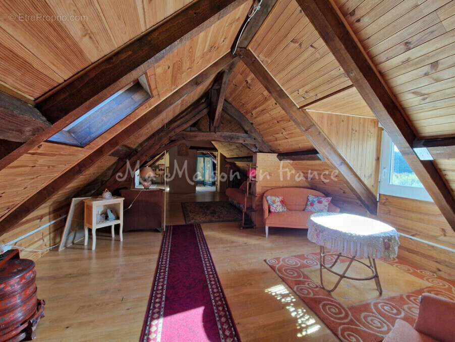 Maison à SAINT-POURCAIN-SUR-SIOULE