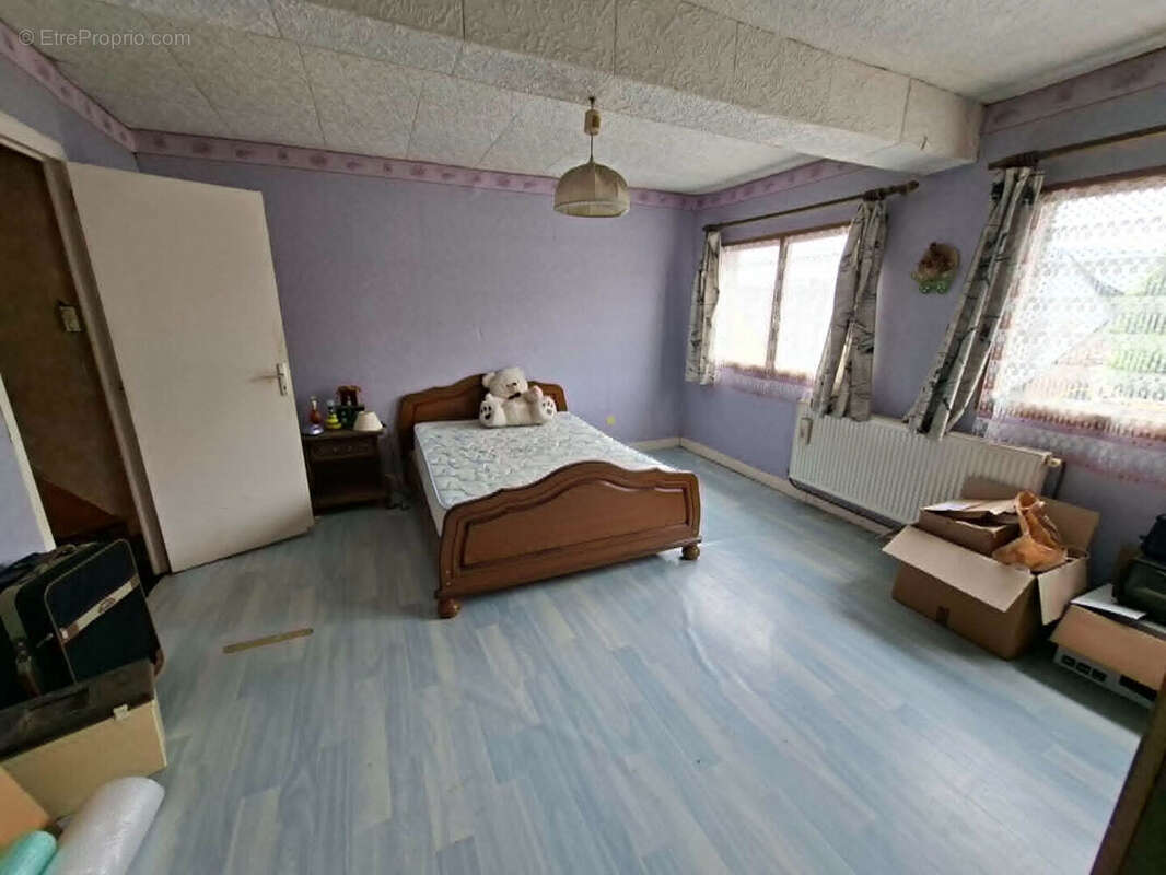 Maison à PLOMION