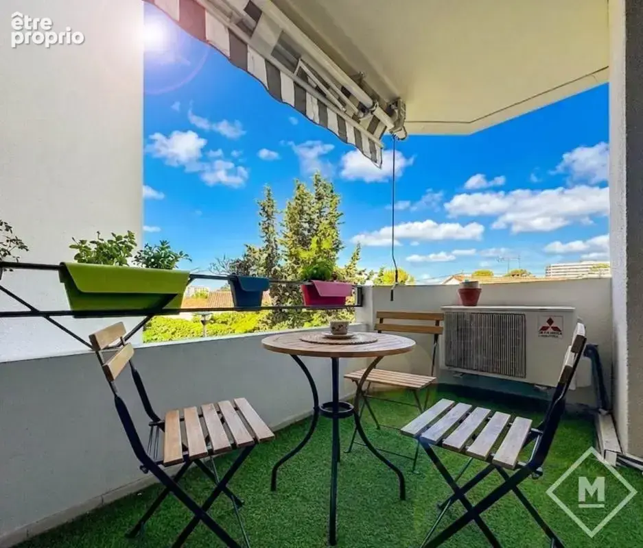 Appartement à MARSEILLE-9E