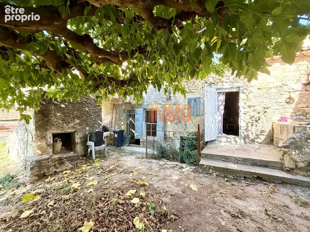Photo Maison à Milhaud au prix de 145 000€
