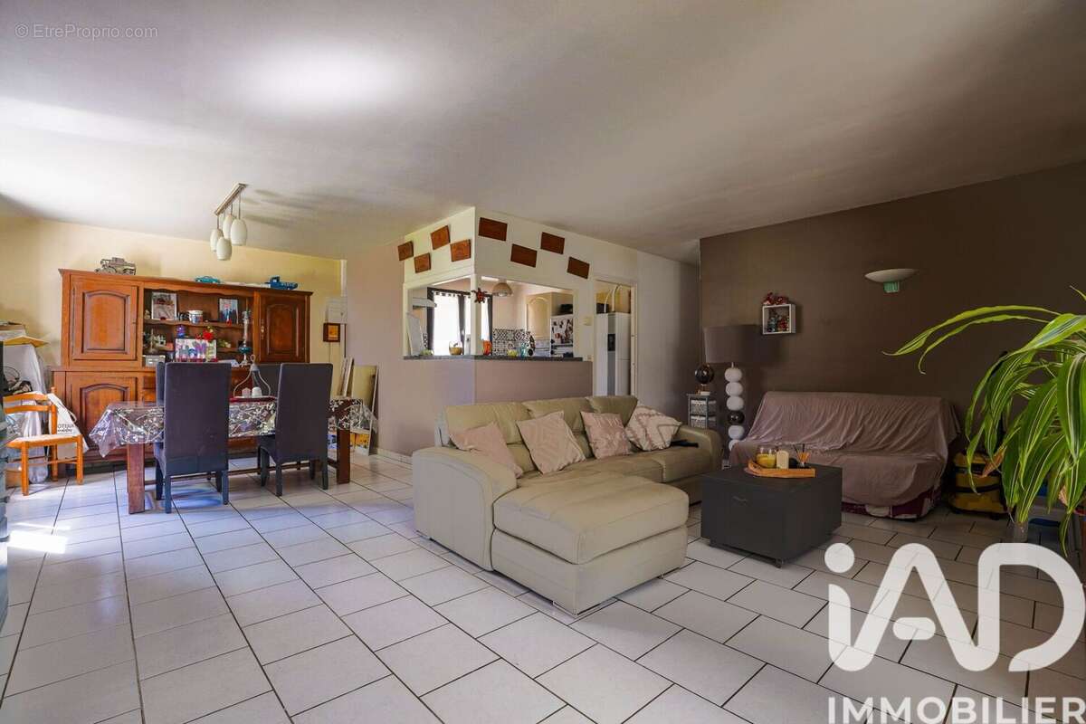 Photo 3 - Maison à FARGUES-SAINT-HILAIRE