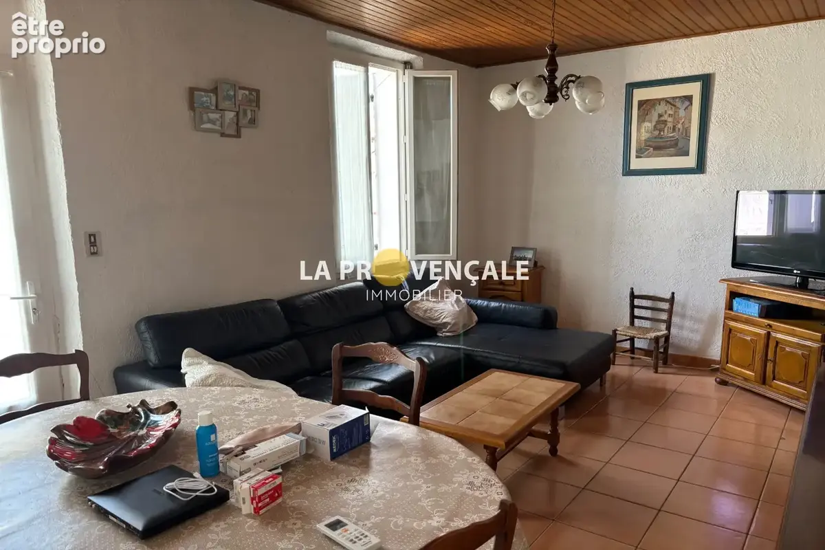 Maison 4 pièces 76 m² à vendre à Greasque (13850) - photo 3