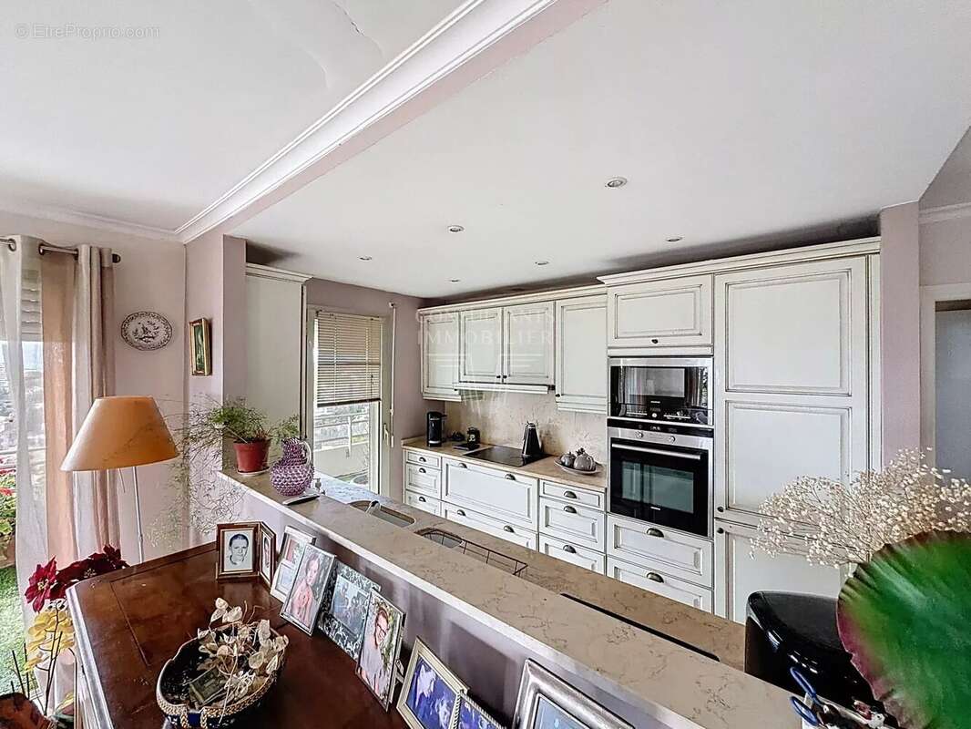 Appartement à LE CANNET