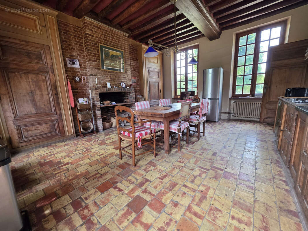Maison à CORMEILLES
