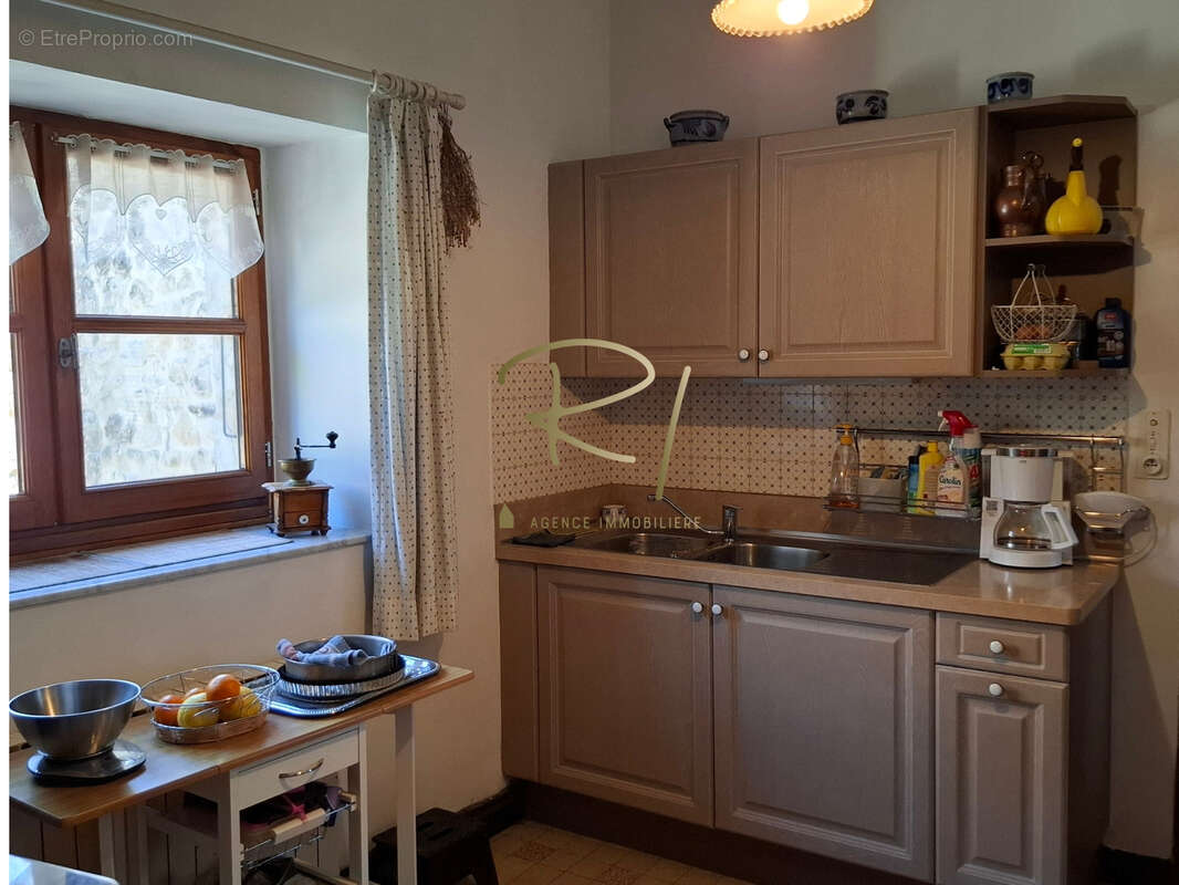 Maison à VALLON-PONT-D&#039;ARC