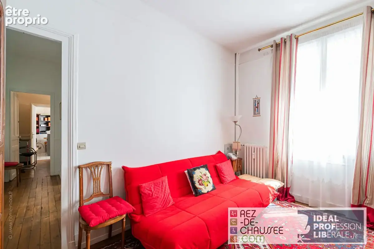 Escudier - espace en rdc - photo 7