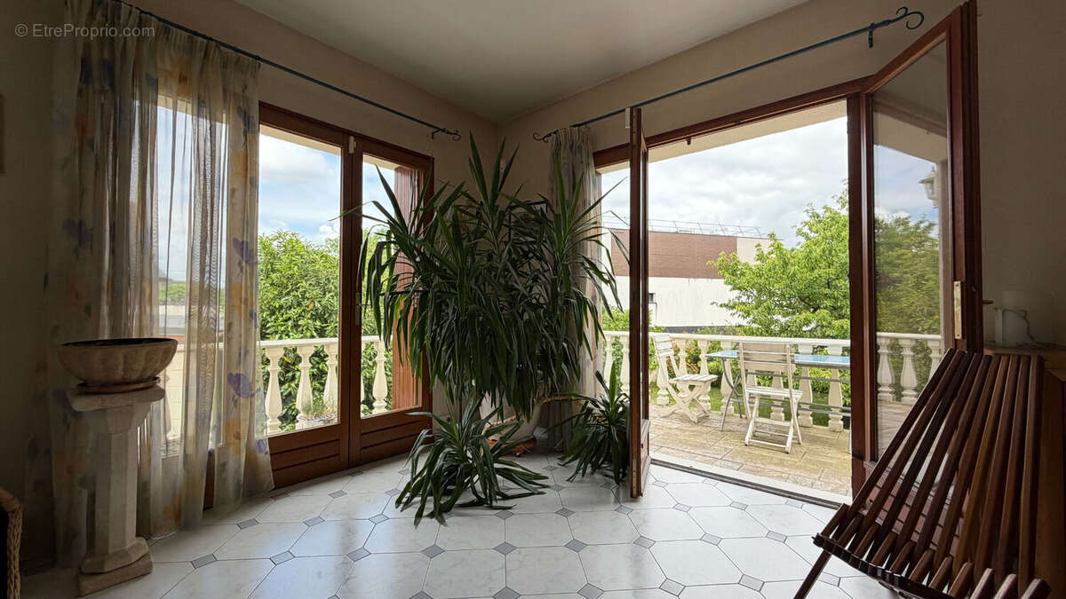 Maison à LIVRY-GARGAN