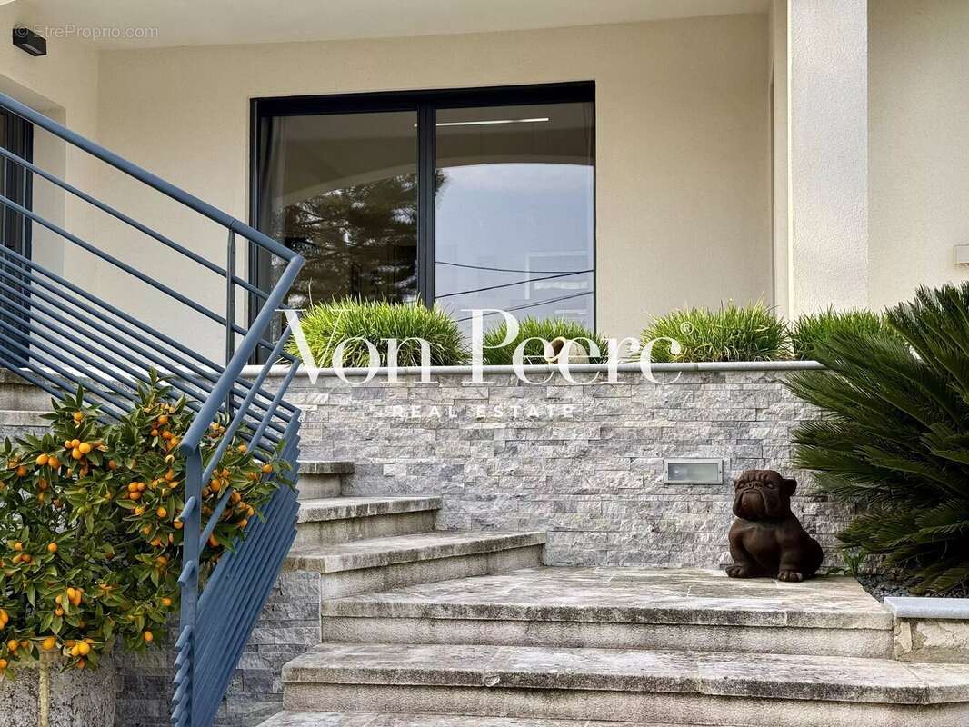 Maison à VILLENEUVE-LES-AVIGNON