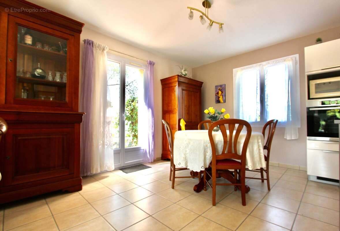 Maison à vendre 6 pièces SAINT MARD (17) - photo 6