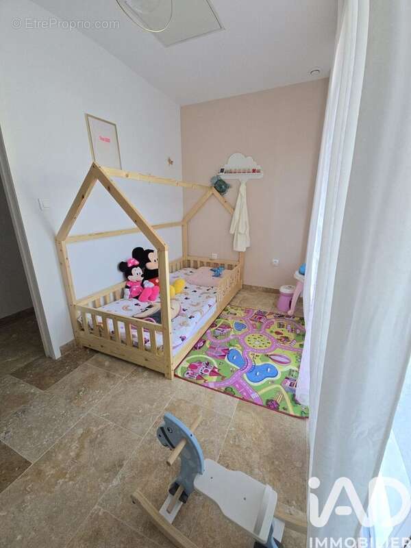 Photo 7 - Maison à SORGUES