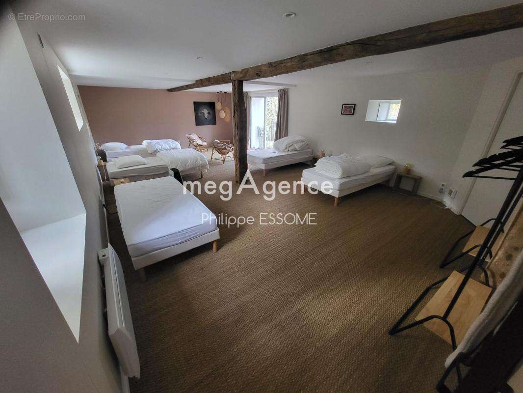 Maison à LE MASNAU-MASSUGUIES