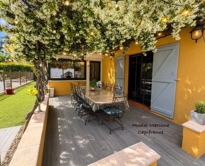 Maison à PERTUIS