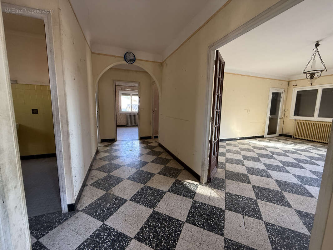 Appartement à LANSARGUES