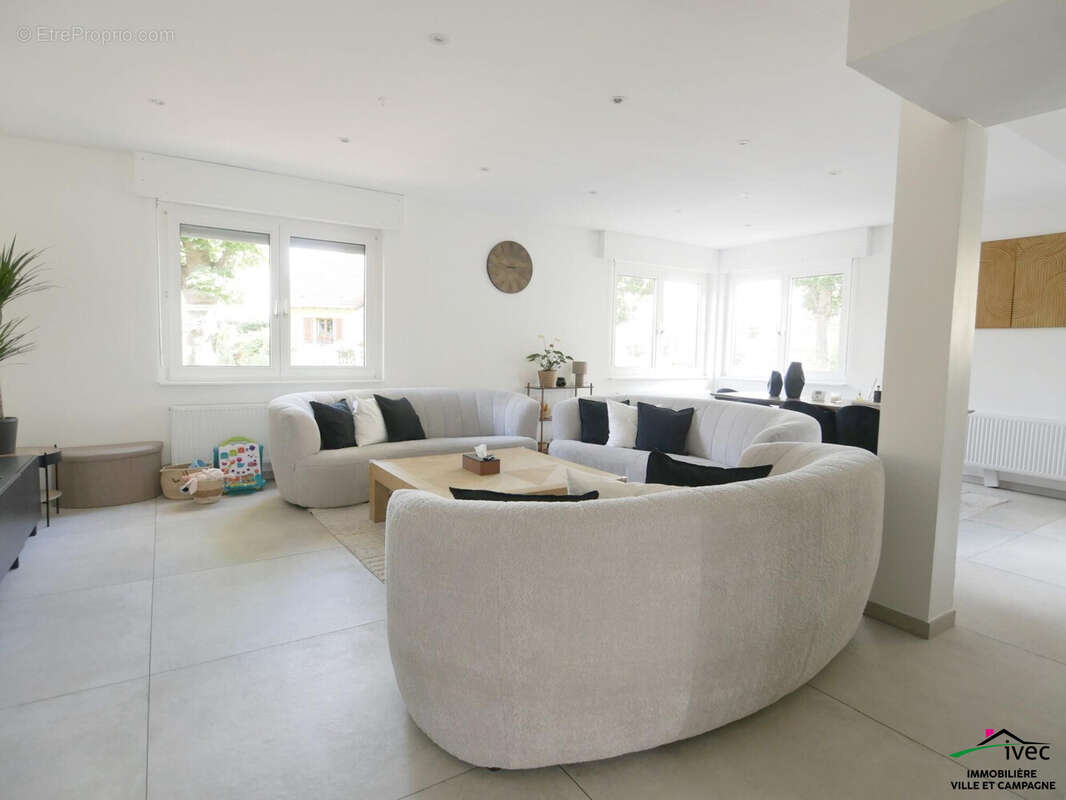 Maison à STRASBOURG