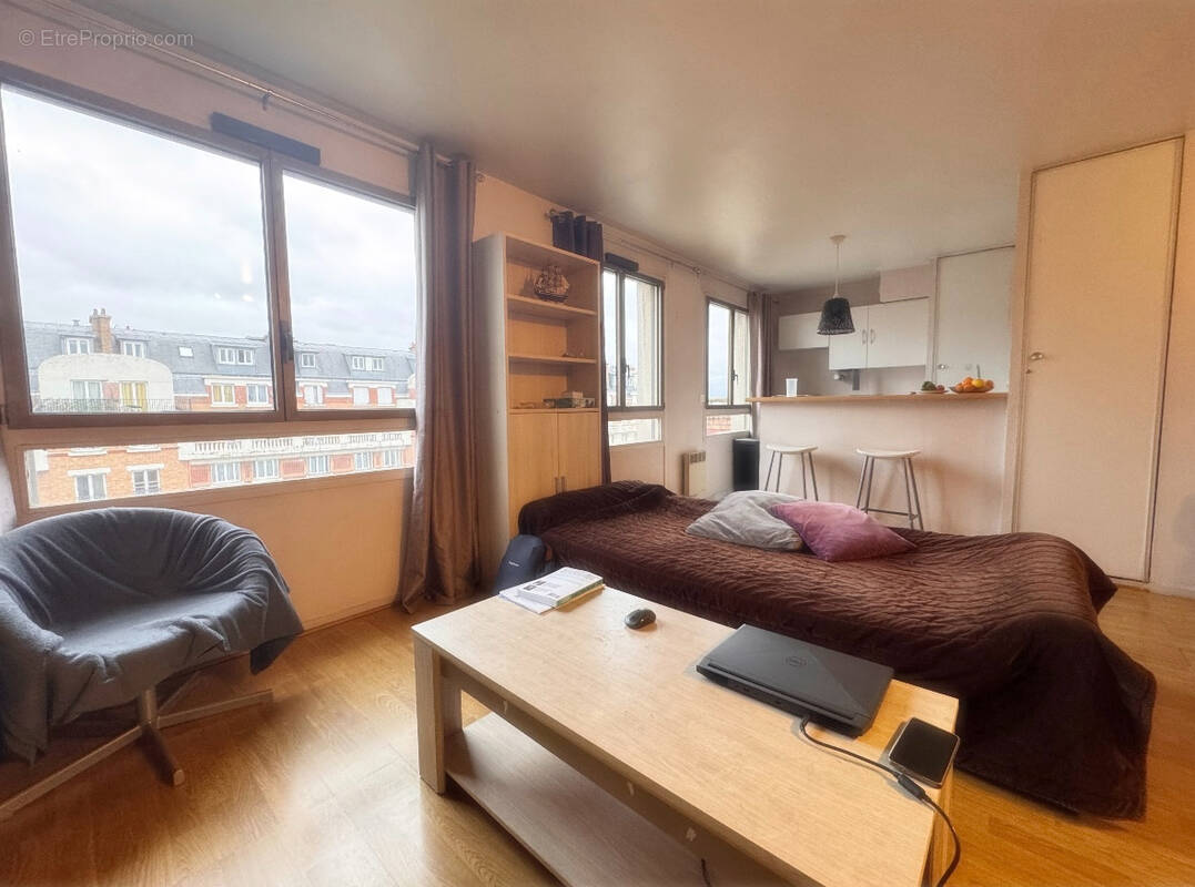 Appartement à PARIS-12E