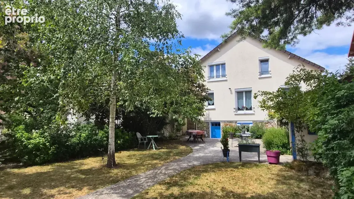 Maison à VIRY-CHATILLON