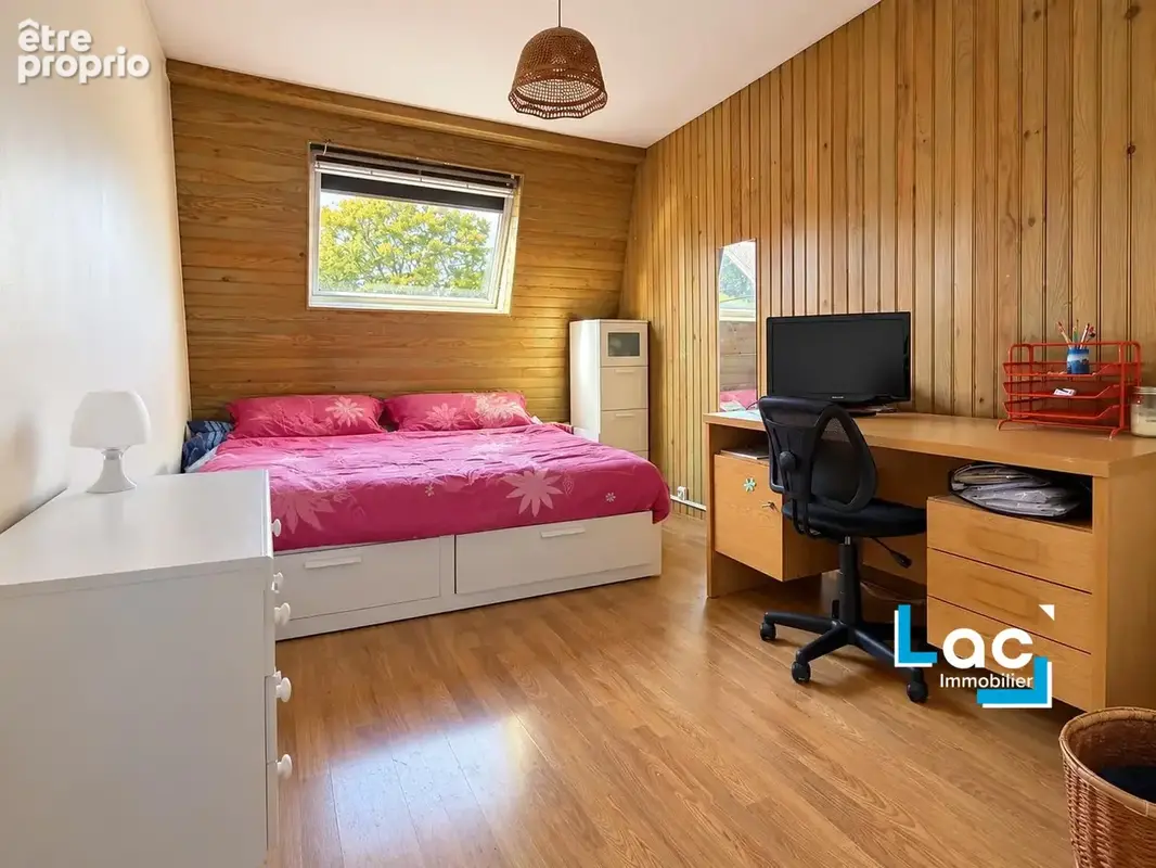Maison 8 pièces 152 m² à vendre à Croix (59170) - photo 7