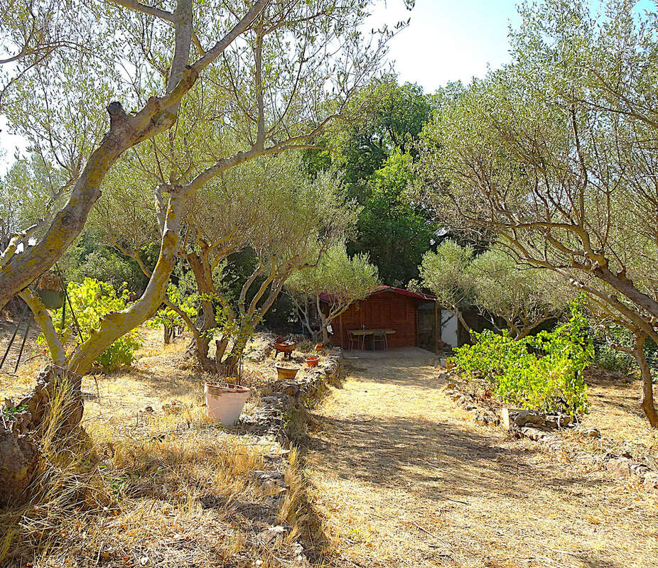 Terrain à PUGET-VILLE