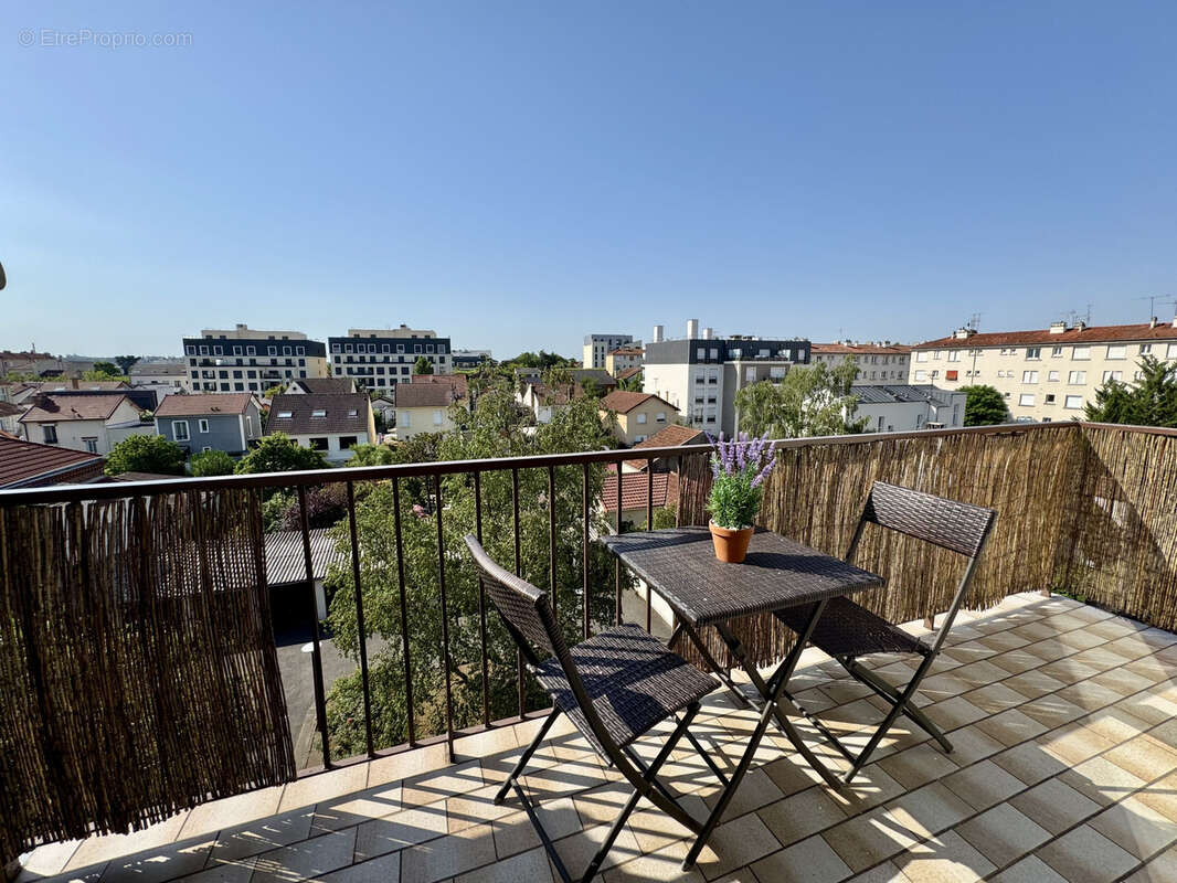 Appartement à LE PERREUX-SUR-MARNE