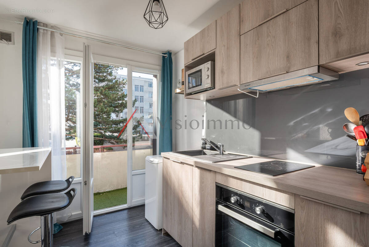 Appartement à FONTAINE