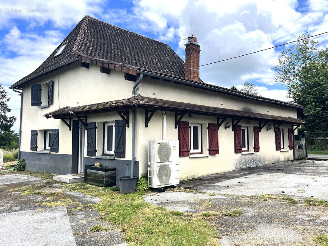 Maison à MASSERET