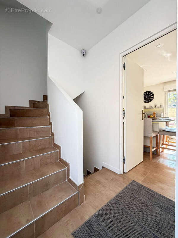 Maison à IVRY-SUR-SEINE