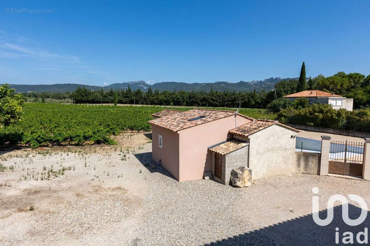 Photo 6 - Maison à VIOLES