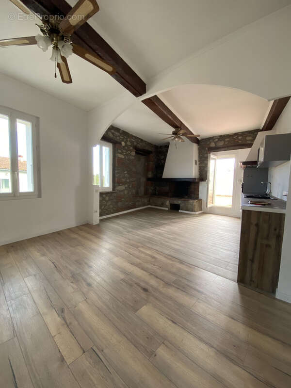 Maison à SAINT-JEAN-LASSEILLE