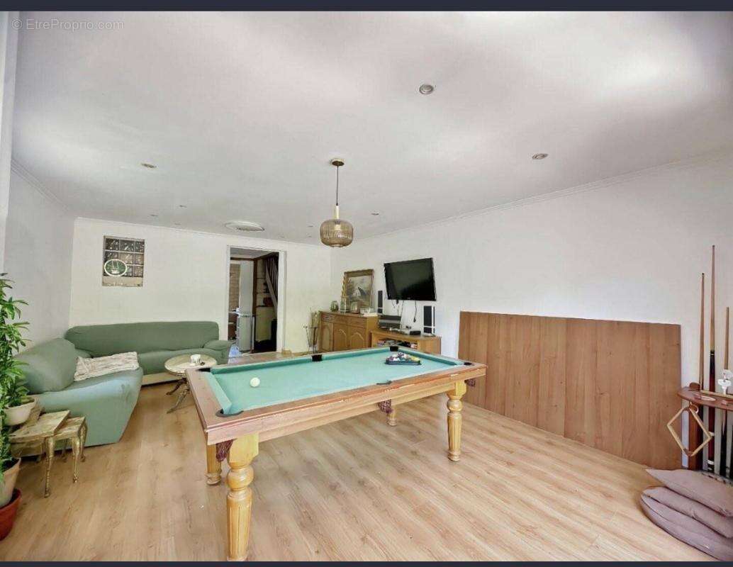 Maison à VILLETANEUSE