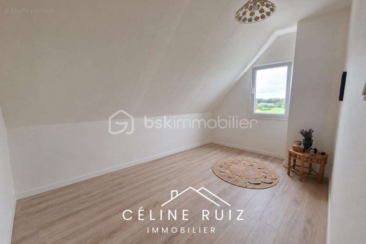 Maison 4 chambres - Vie de plain-pied et terrain constructible - photo 8