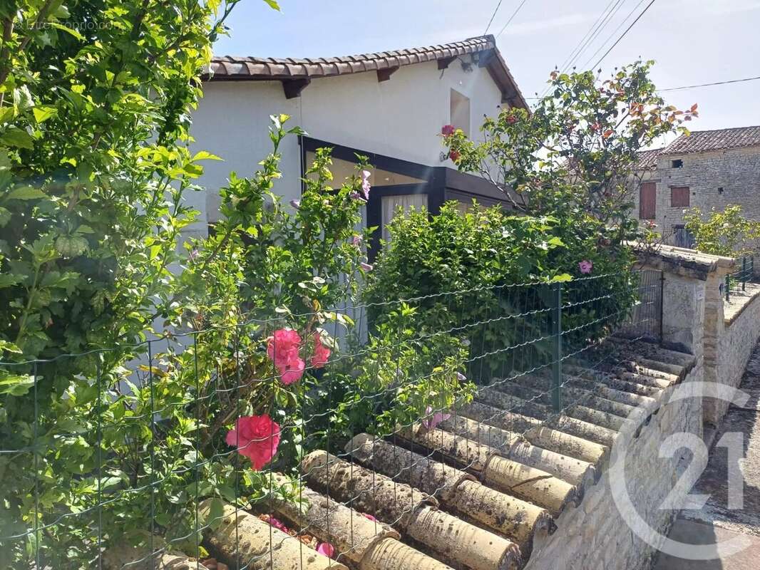 Maison 77 m² à Ensigne  - photo 3