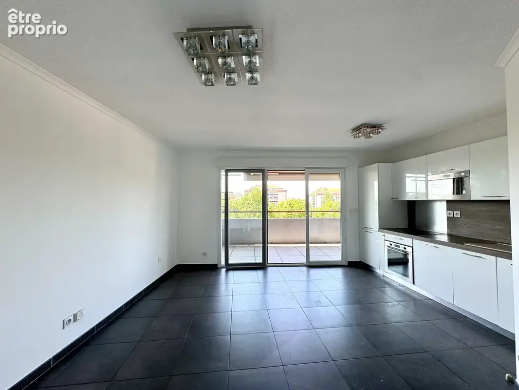 Appartement 2 pièces dernier étage avec rooftop privatif - photo 2