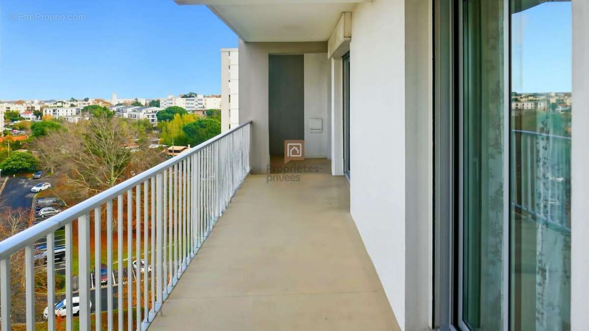 Appartement à BORDEAUX