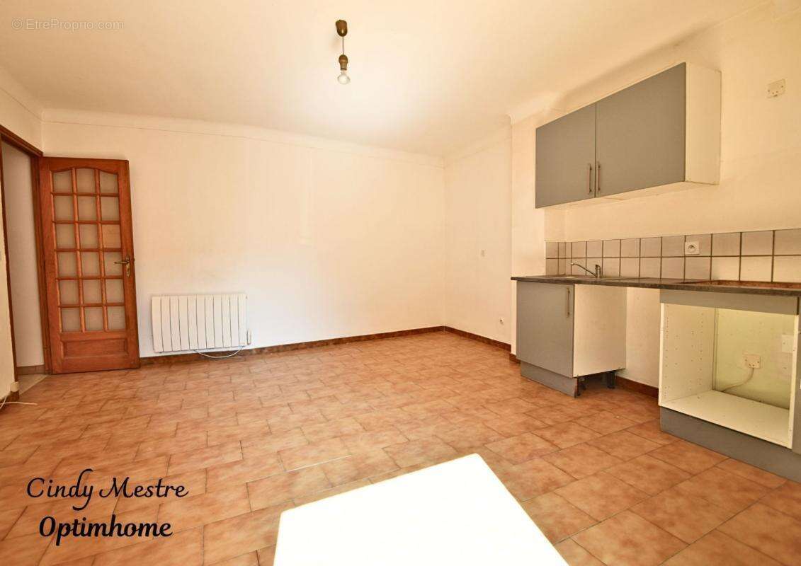 Maison PALAU DEL VIDRE 2 chambres, 1 garage, extérieurs - photo 2