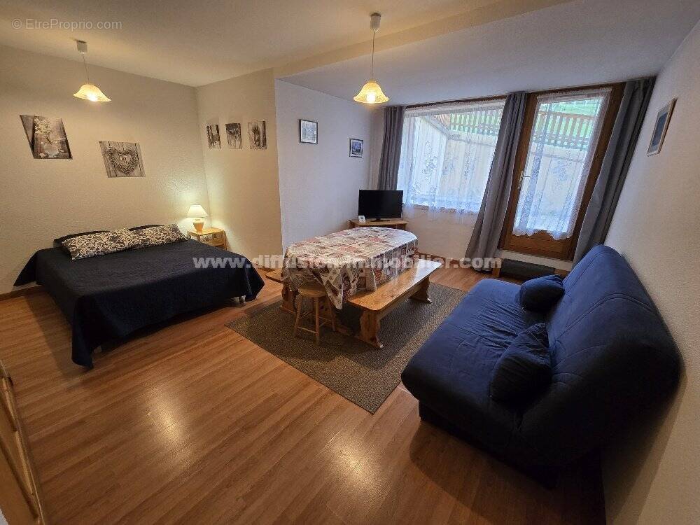 Appartement à LES THUILES