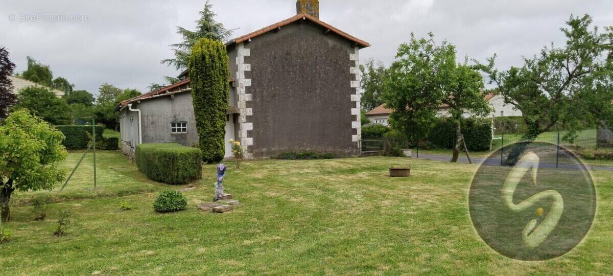 Maison à VAUSSEROUX