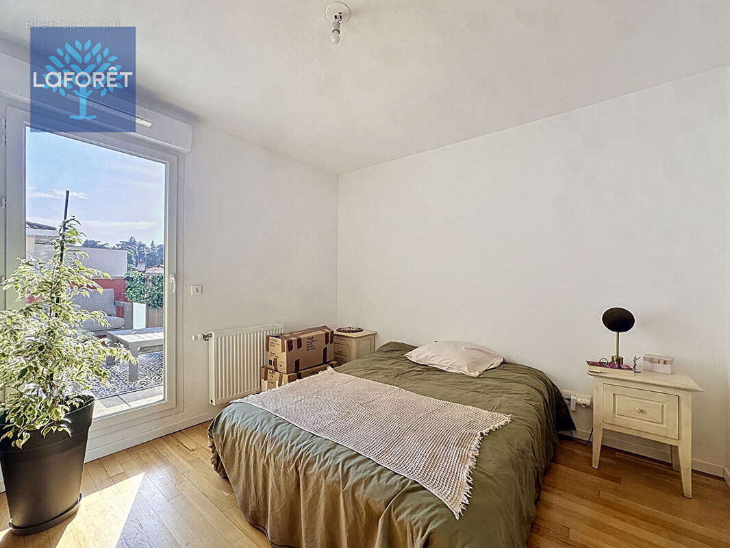 Appartement à OULLINS