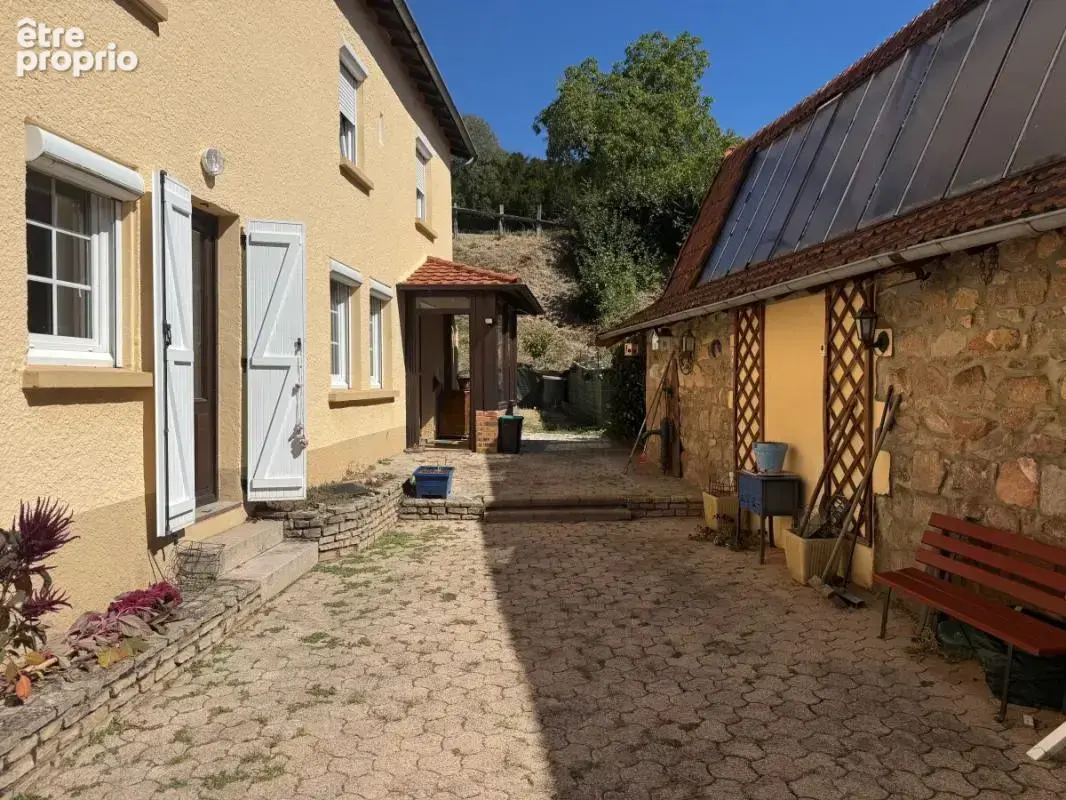 Maison - Belmont-de-la-Loire - 120m² - photo 3
