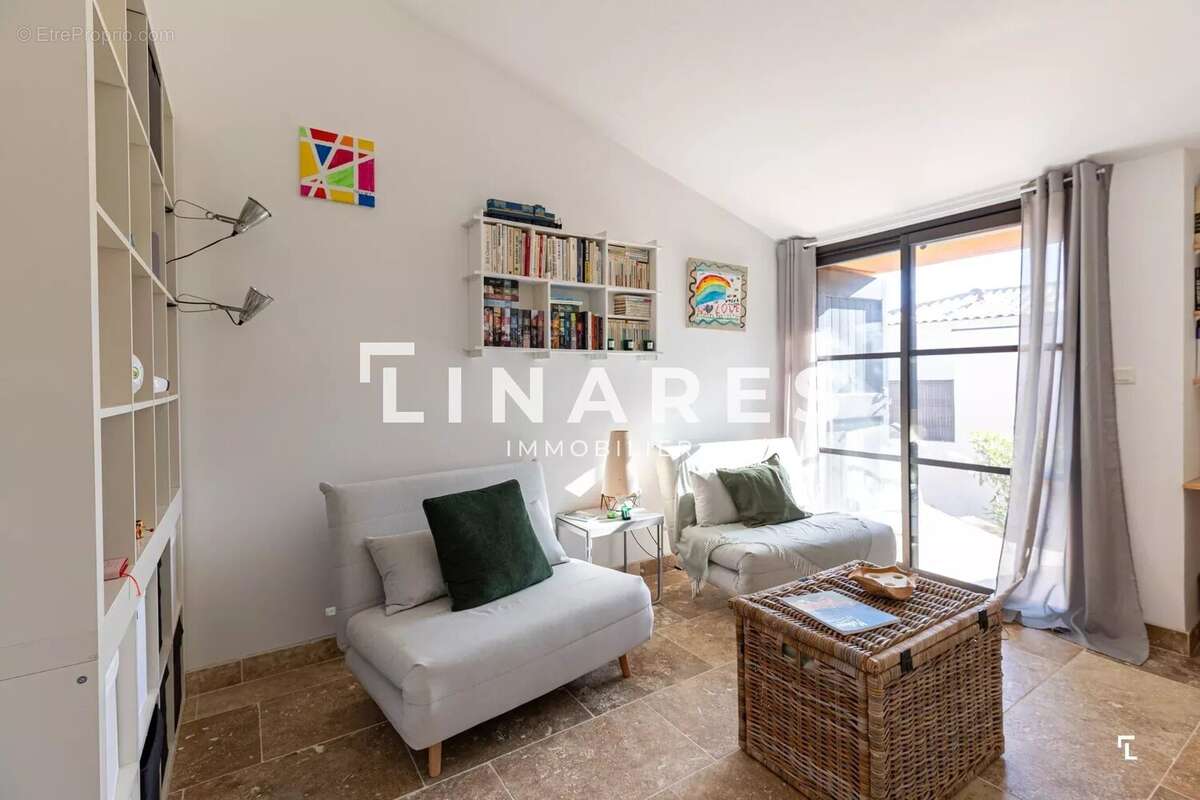 Maison à LA CADIERE-D'AZUR