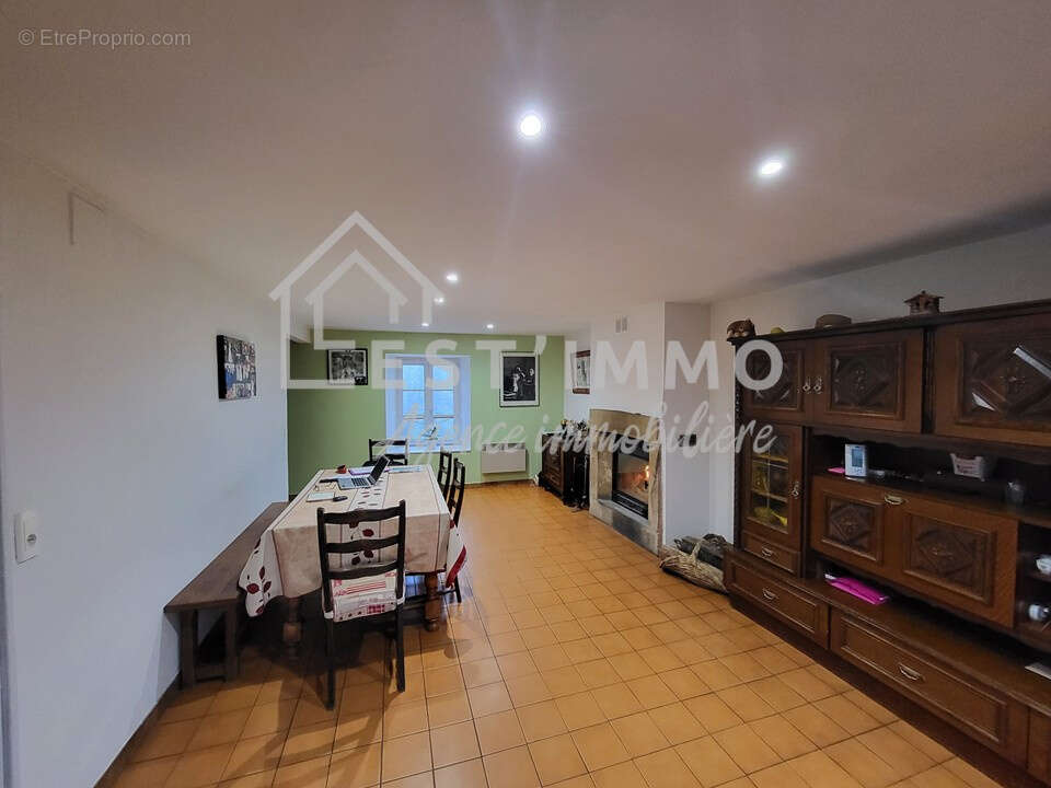 Maison Valfroicourt - investissement avec revenus locatifs - photo 5