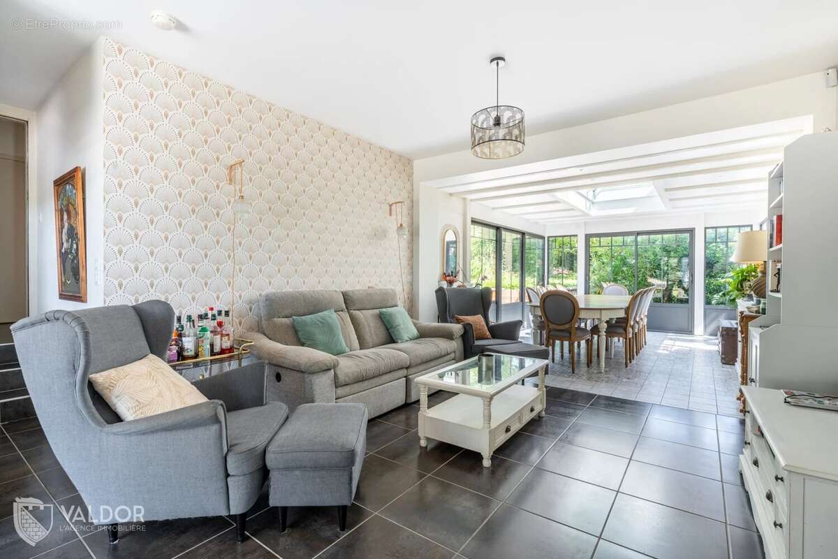 Maison t5 145m2 vue imprenable - photo 3