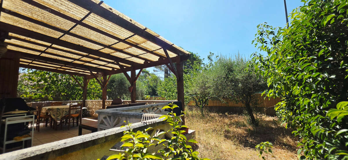 Villa T3/4 de plain pied - garage - photo 8