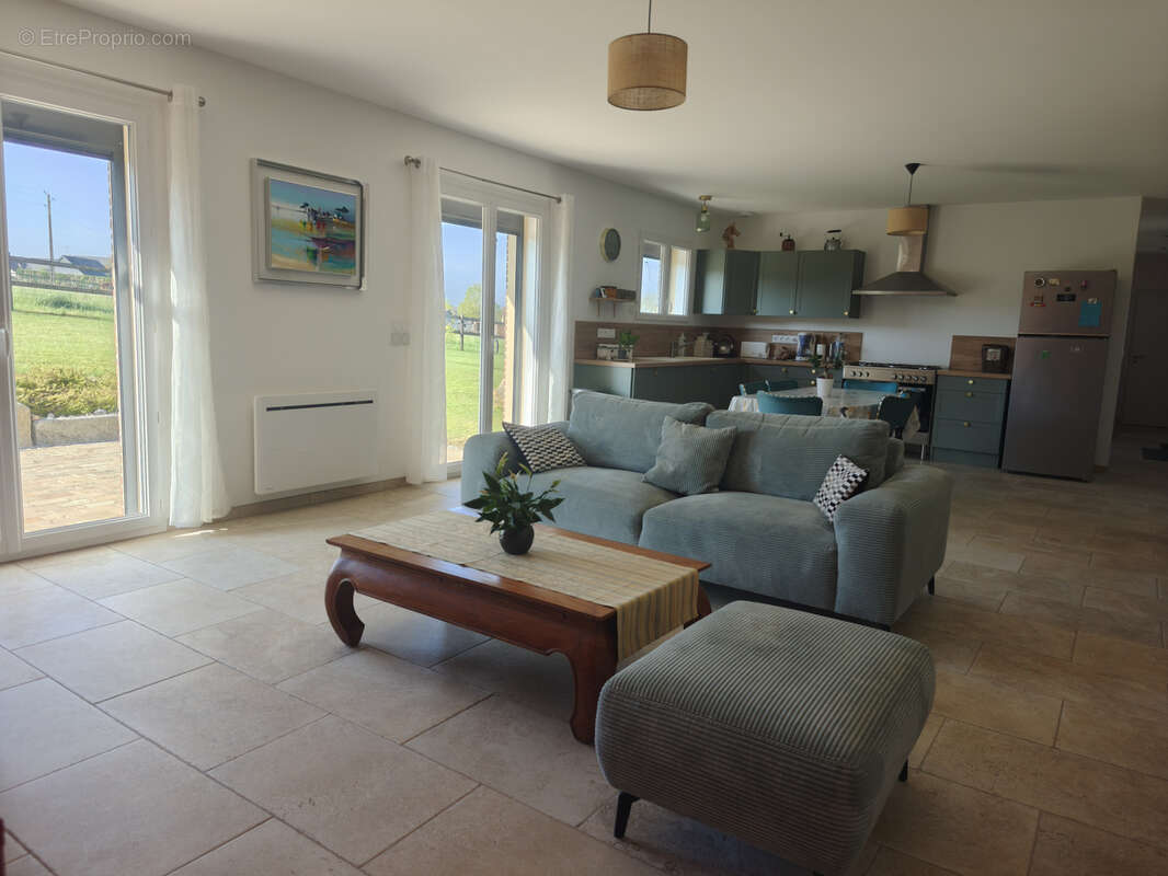 Maison à MONTREUIL-L'ARGILLE