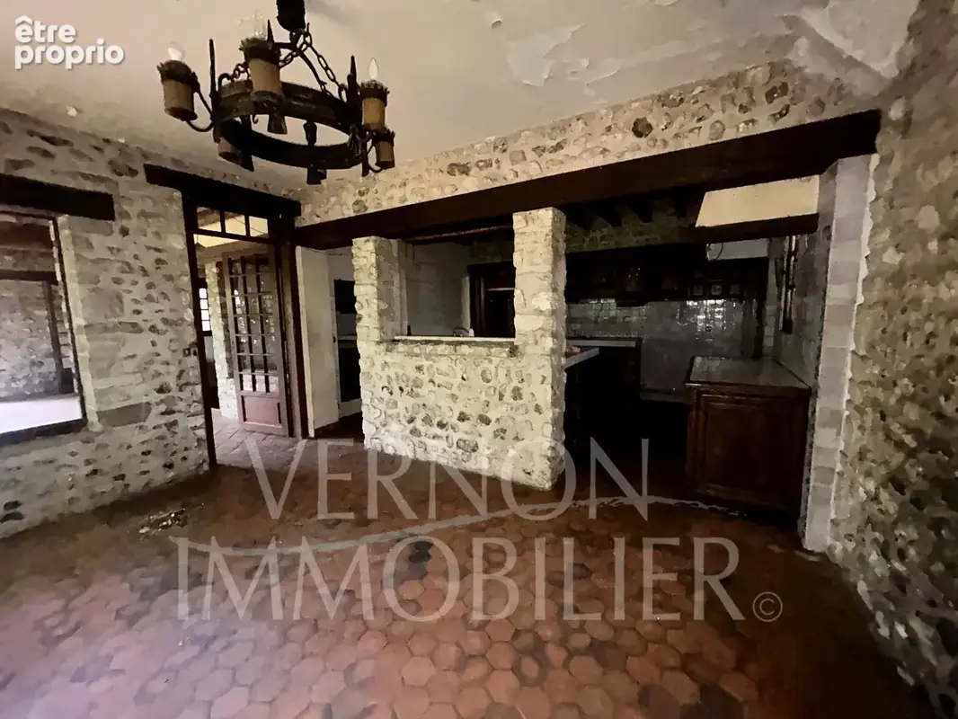 Maison 10 pièces 270 m² à vendre à Vernon (27200) - photo 8