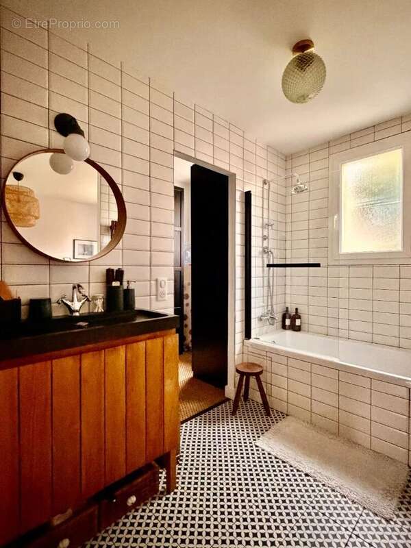 Appartement à BOIS-COLOMBES